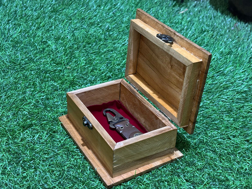 Small_Sandook(With Design)